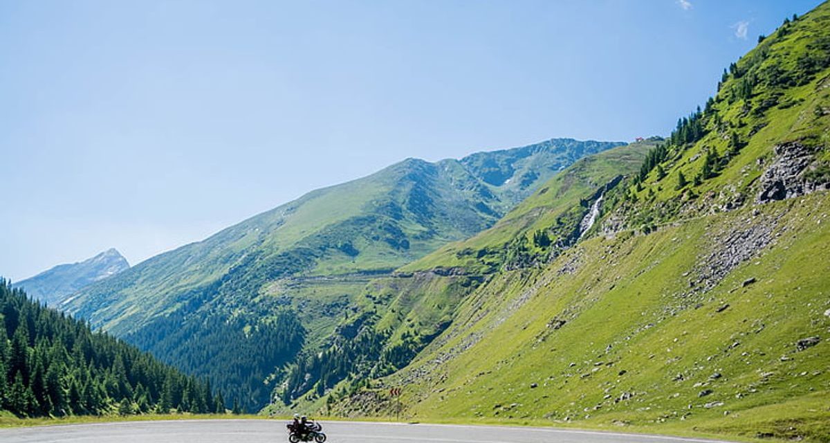 Svoboda na dvou kolech: Dobrodružství na motorce